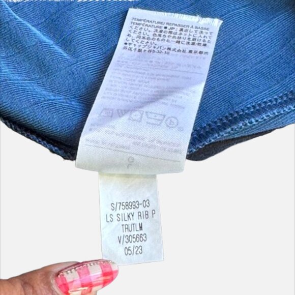 Banana Republic Factory Blue Silky Stretchy Ribbed Polo Collar V-Neck (Size L) - Picture 6 of 6